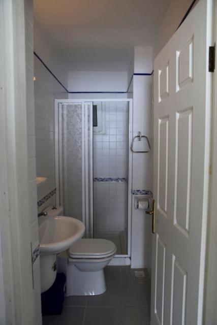 Emelce Apart Bodrum Szoba fotó