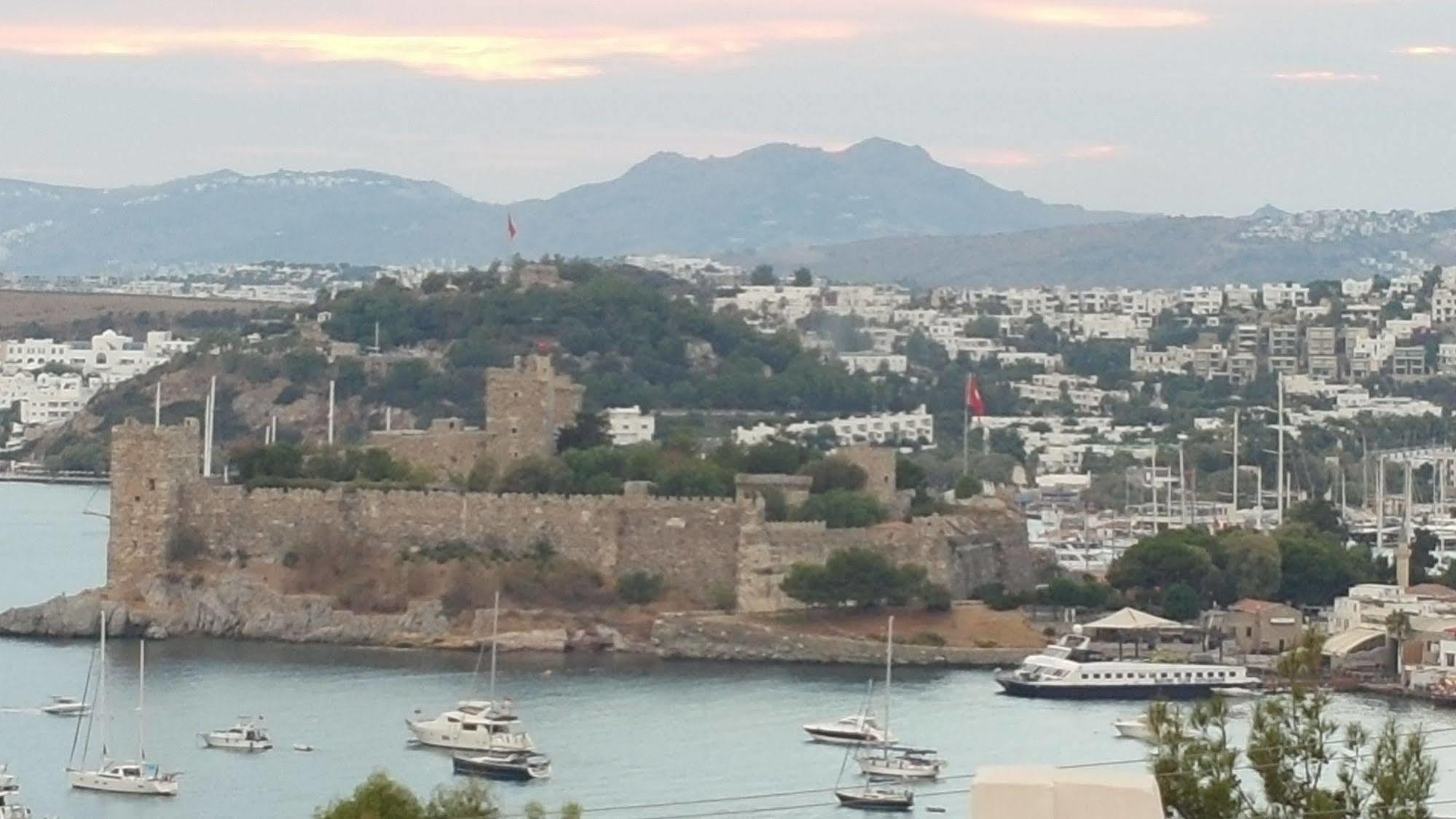 Emelce Apart Bodrum Kültér fotó